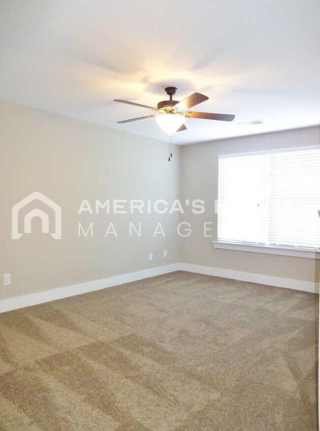 Building Photo - 4379 Shivas Way