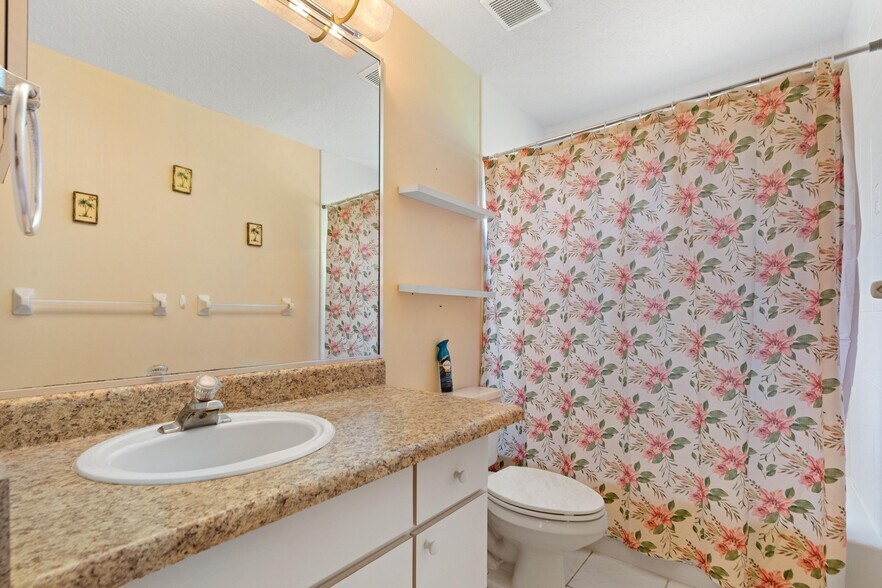 Building Photo - 5147 La Plata Dr