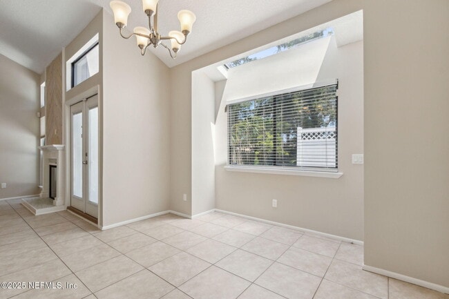 Building Photo - 455 Selva Lakes Cir