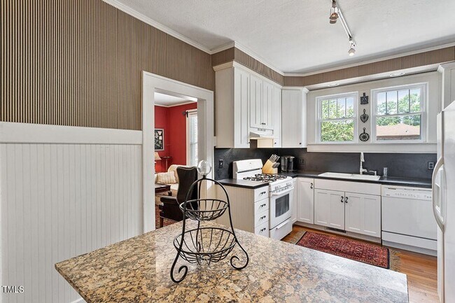 Building Photo - Beautiful home in Durham!