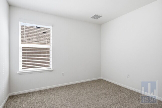 Building Photo - 1932 Marlin Spike Dr