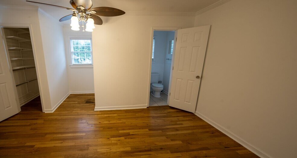 Building Photo - 1015 Avondale Ave SE