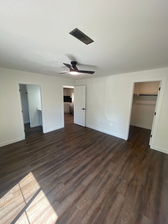 Building Photo - Charming 4BR House in Colorado Springs