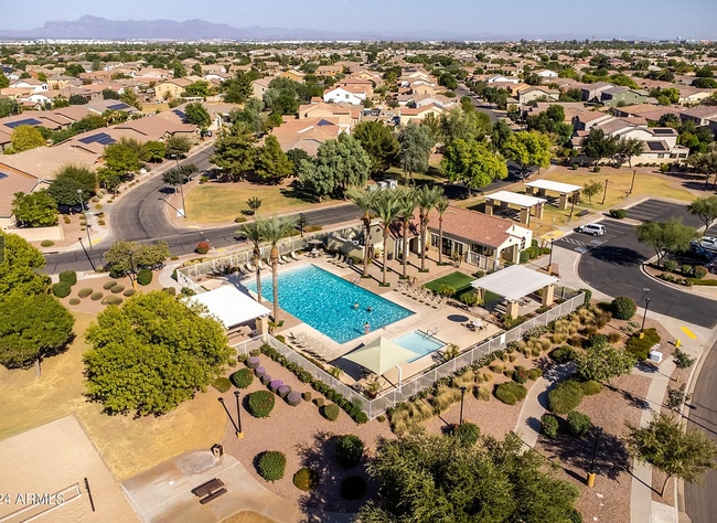 Building Photo - 3279 E Milky Way