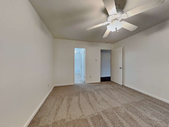 Building Photo - 19315 Bristlestar Dr