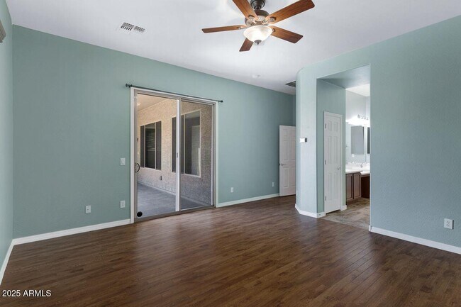 Building Photo - 2268 W River Rock Trail