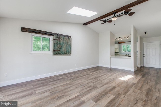 Building Photo - 10286 White Pelican Way