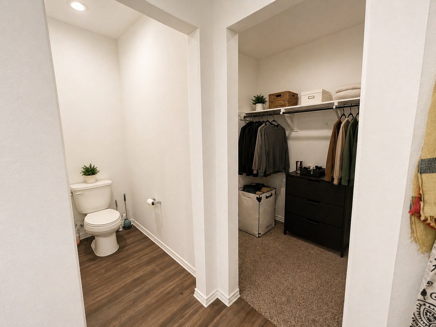 Building Photo - 5207 Twin Acorn Ct