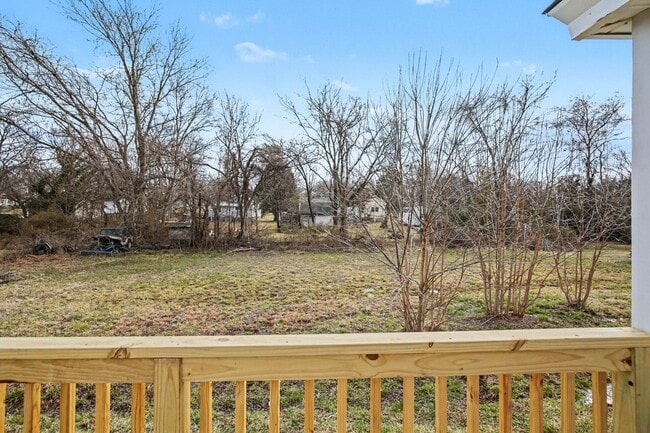 Building Photo - 1144 Front St