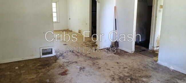 Building Photo - 5257 Alcott Ave