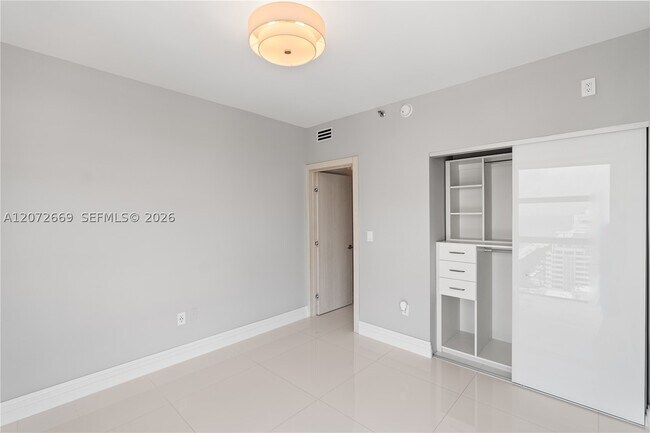Building Photo - 4201 Collins Ave