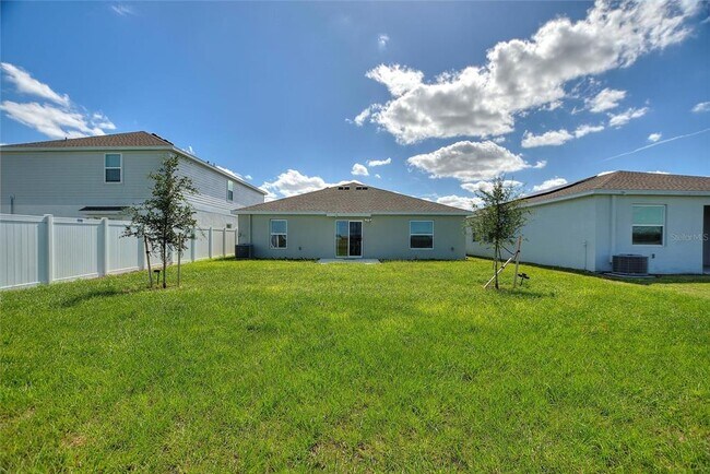 Building Photo - 656 Daring Dr