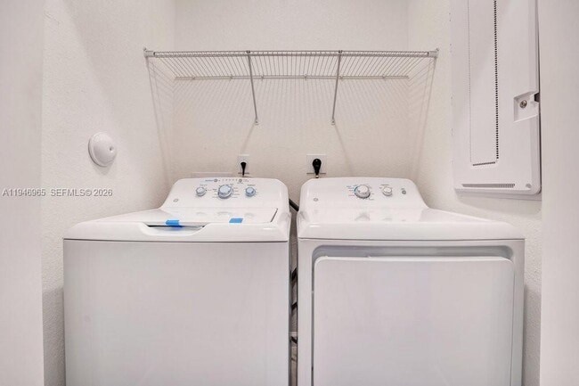 Building Photo - 11918 SW 245 Ter