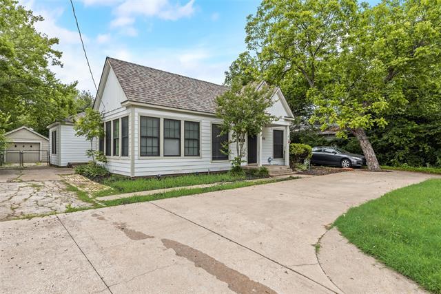 Building Photo - 506 S Mesquite St