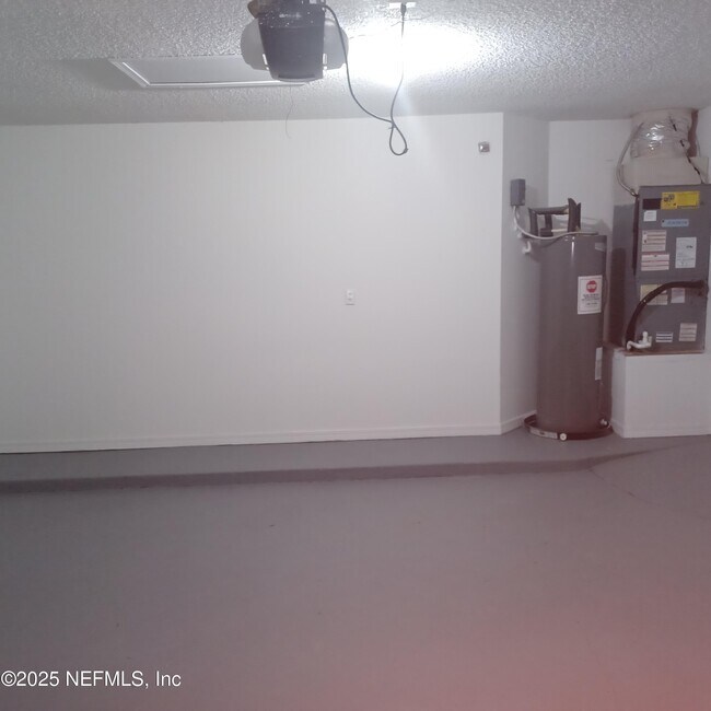 Building Photo - 7775 Mactavish Way S