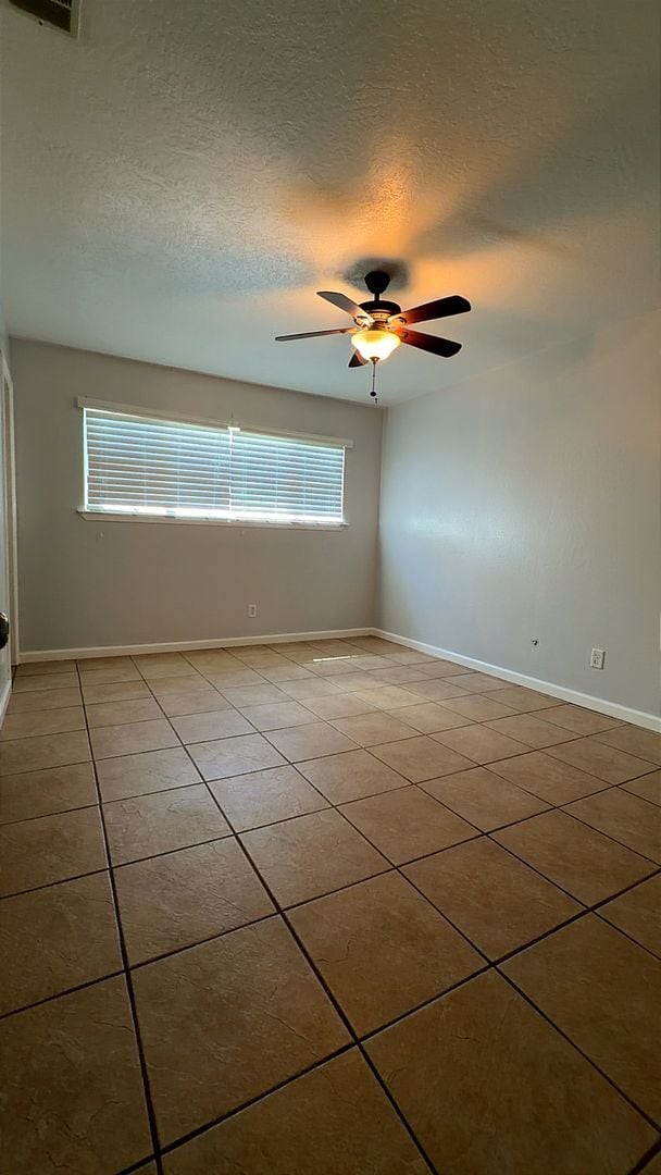 Building Photo - 2632 Story Ave