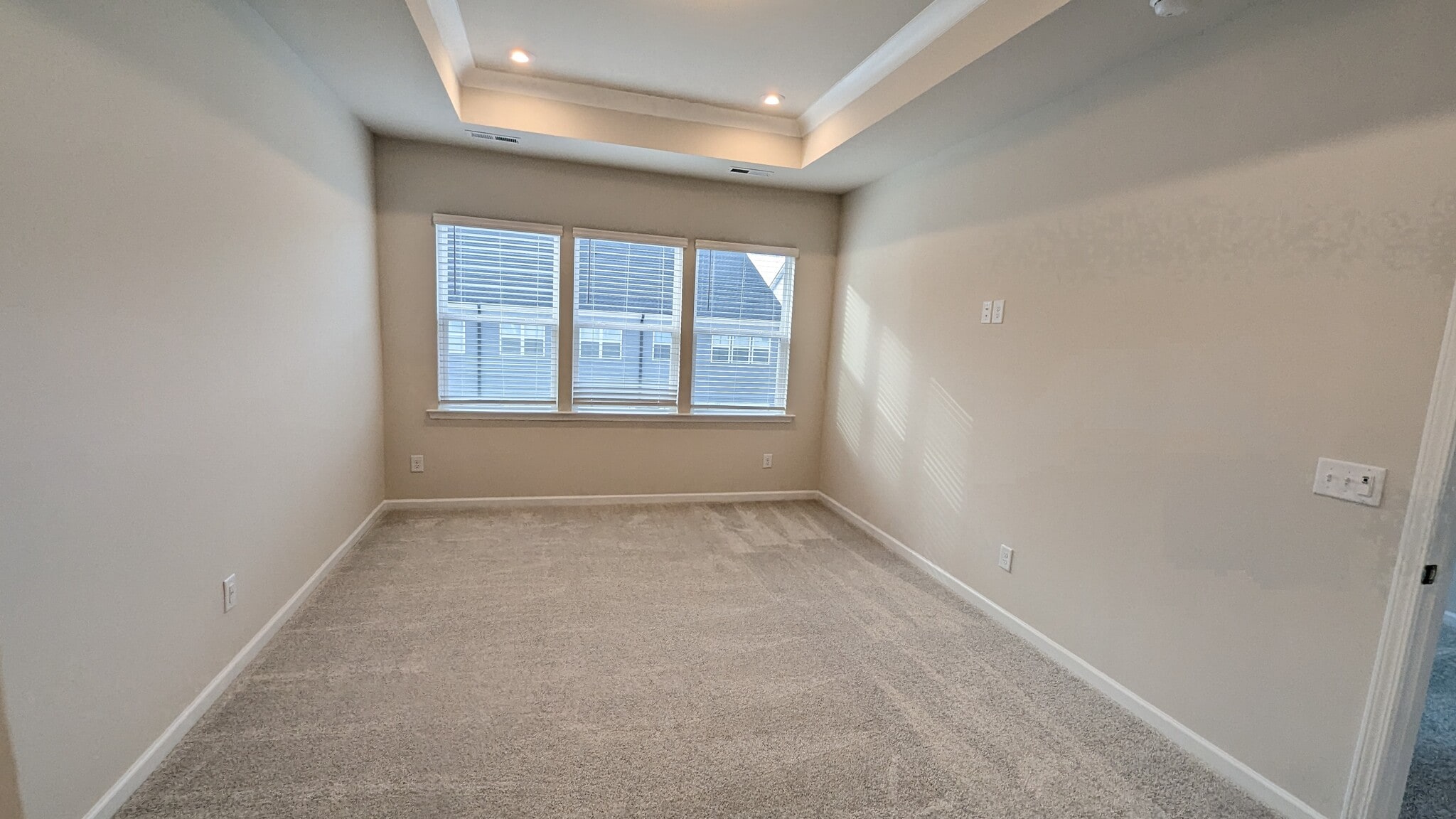 Master bed with trey ceiling - 1276 Brawley School Rd