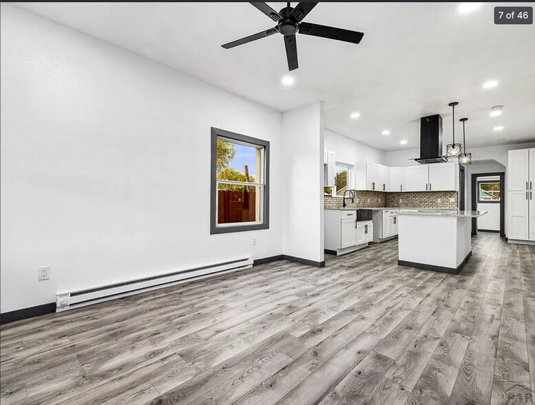 Building Photo - 1835 E 4th St