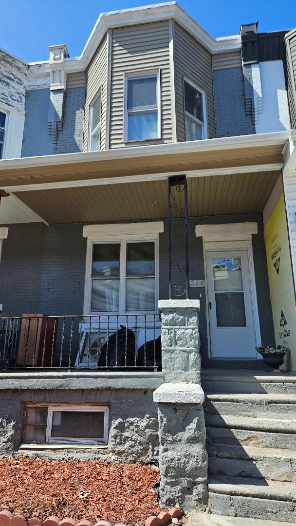 Building Photo - 214 S Edgewood St