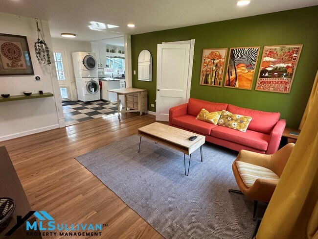 Building Photo - 1516 London Cir