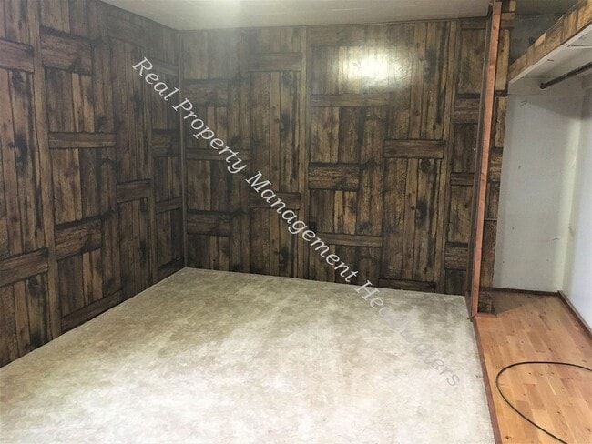 Building Photo - 3 Bedroom 2 Bath Pet Friendly House for Rent