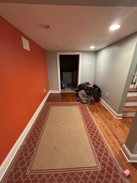 Building Photo - 4921 Demaio Dr