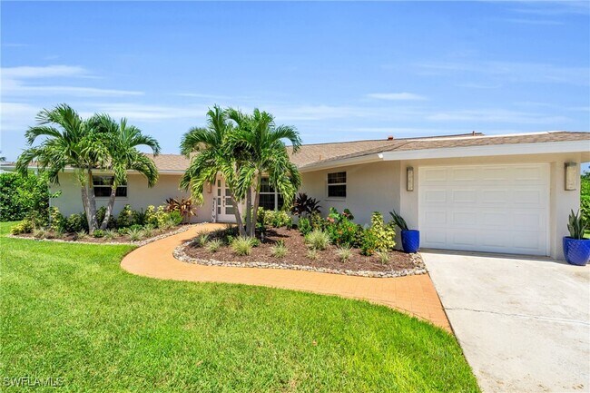 Building Photo - 2649 Longboat Dr