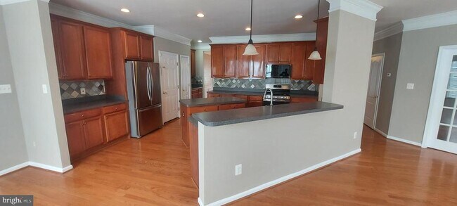 Building Photo - 23503 Sugar View Dr