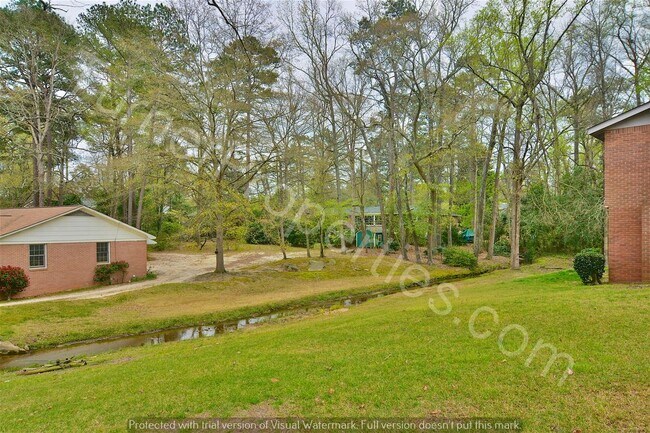 Building Photo - 1747 Holly Hill Dr West Columbia SC 29169
