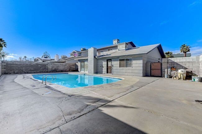 Building Photo - Newly Remodeled Pool Home w/RV Parking