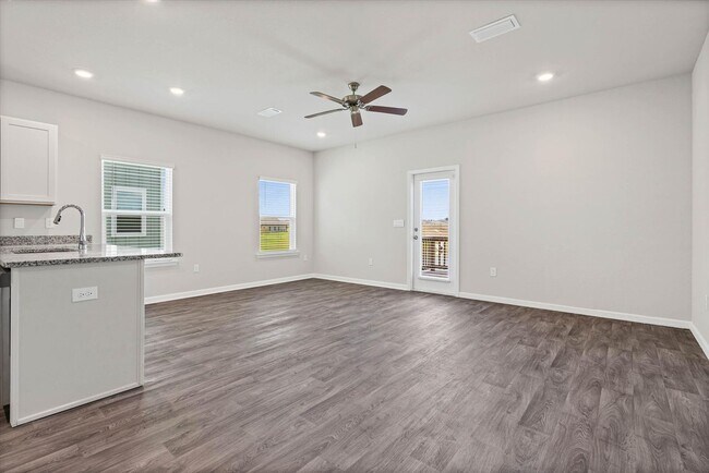 Building Photo - 32223 Emancipation Cir