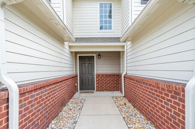 Building Photo - 2 Bedroom Townhouse in Crestview!