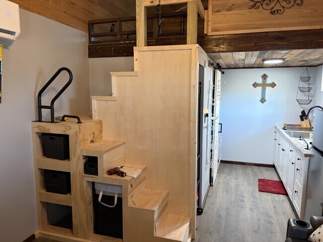Building Photo - 1224 Campfire Dr