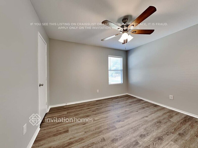 Building Photo - 14237 Cedar Post Dr