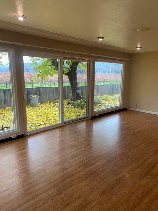 Building Photo - 31451 N Redwood Hwy