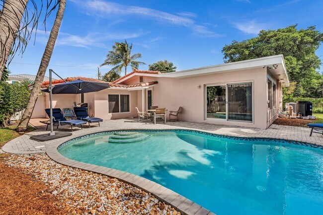 Building Photo - 3204 Beacon St