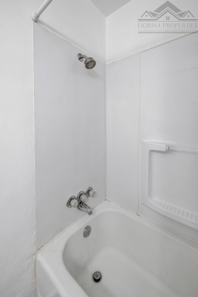 Building Photo - Gem in Downtown Santa Fe