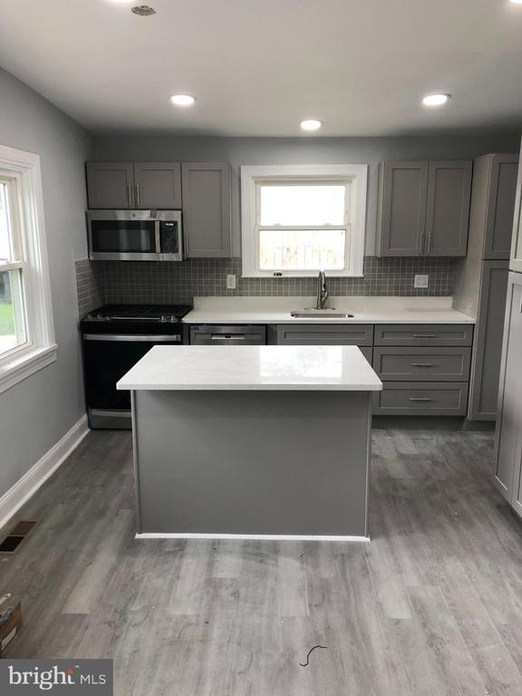 Primary Photo - 1106 Grant Ave