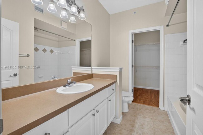 Building Photo - 2024 Alta Meadows Ln