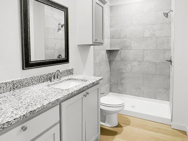 Building Photo - Charming New 2-Bedroom Home for Rent in La...