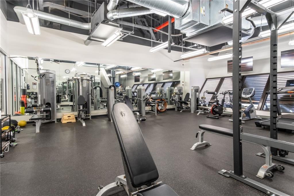 Building Photo - 1101 Walnut St