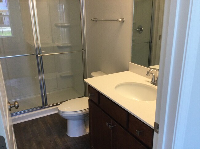 1st floor full bathroom - 208 Hickory Plains Rd