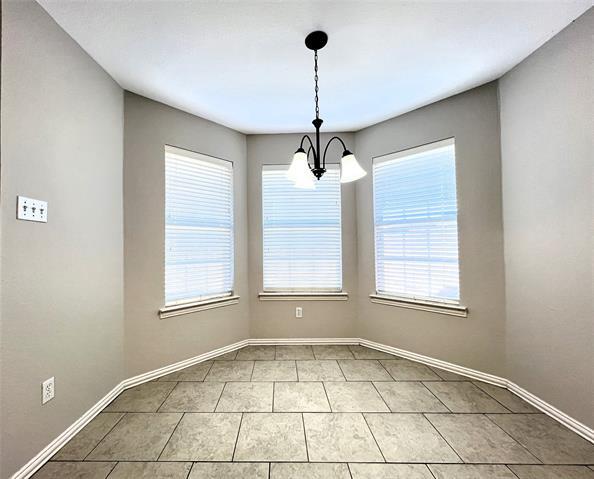 Building Photo - 2023 Brooke Dr