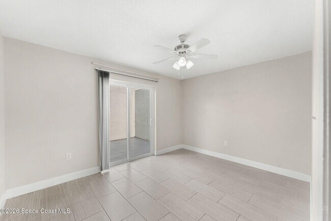 Building Photo - 3077 Sea Gate Cir