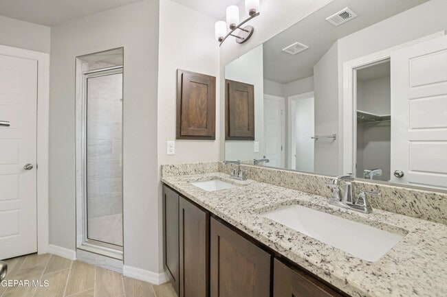 Building Photo - 4877 Christian Azcarate St