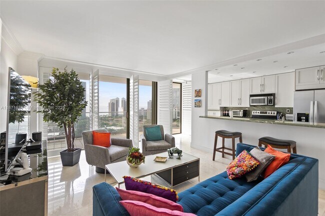 Building Photo - 19707 Turnberry Way