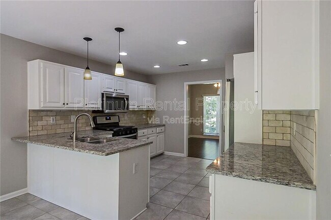 Building Photo - 3250 Hopewell Chase Dr