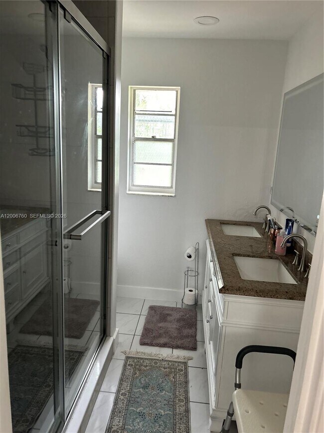 Building Photo - 11781 NW 14th St