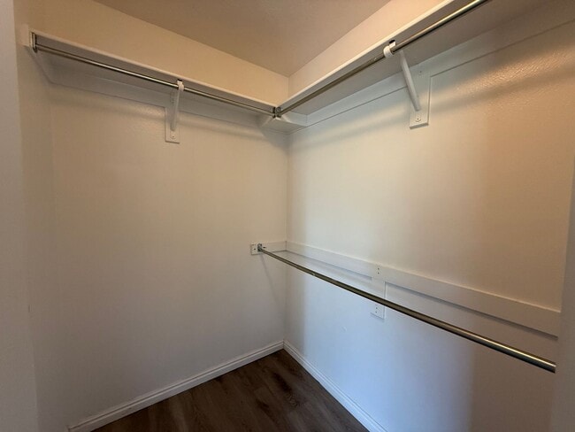 Building Photo - Spacious 3-Bedroom Condo in Orem!