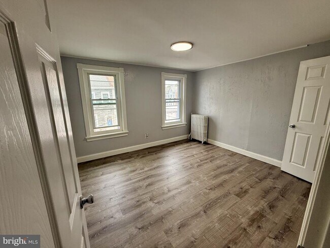 Building Photo - 163 Tremont St